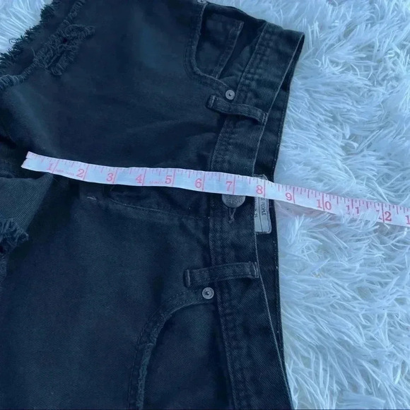 Free People Womens Shorts Black True Distressed Denim Size 25 - Picture 7 of 10